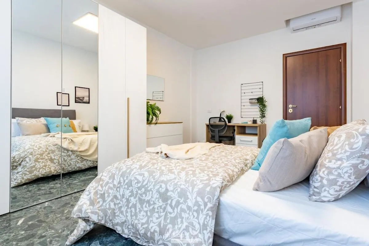 New 4-Bed 2-Bath Apartment Near Duomo And San Siro Milano