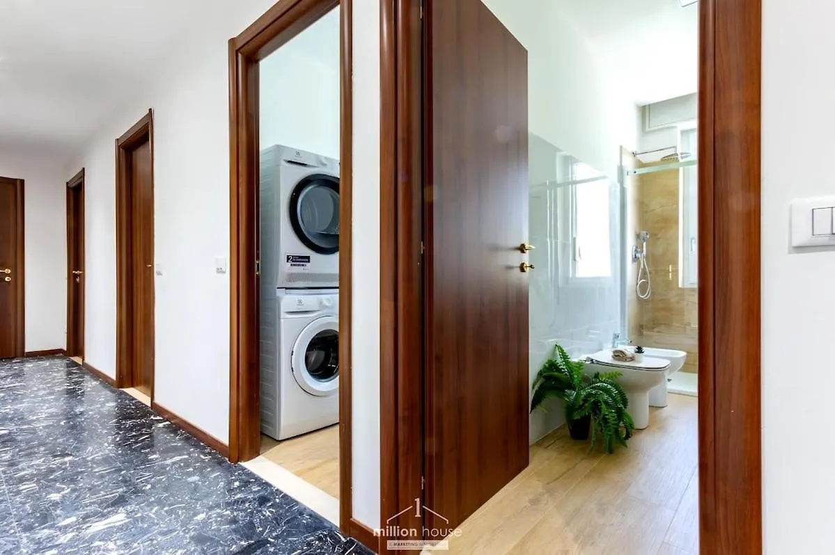 New 4-Bed 2-Bath Apartment Near Duomo And San Siro Milano