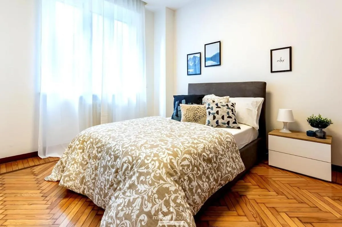 New 4-Bed 2-Bath Apartment Near Duomo And San Siro Milan